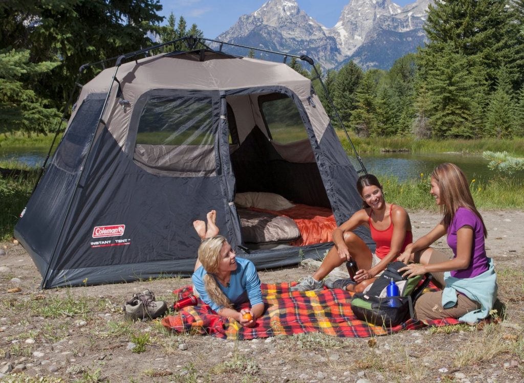 coleman-instant-cabin-tent-pitched-outside