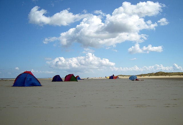 beach tent camping
